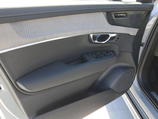 new 2025 Volvo XC90 car, priced at $72,755