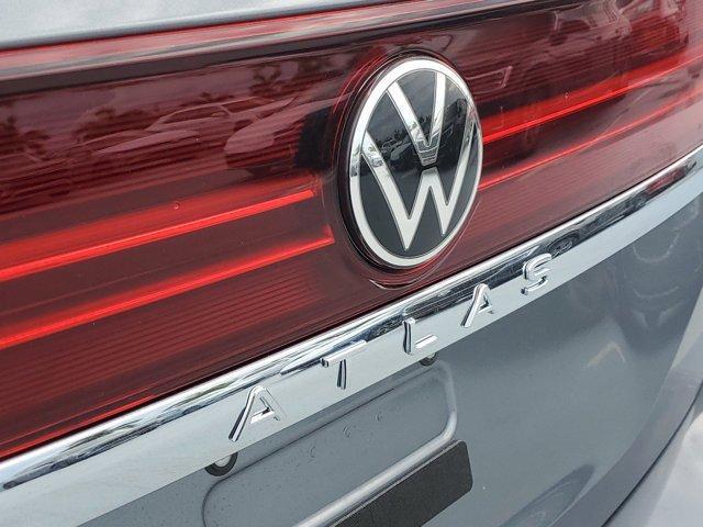 new 2025 Volkswagen Atlas car, priced at $46,336