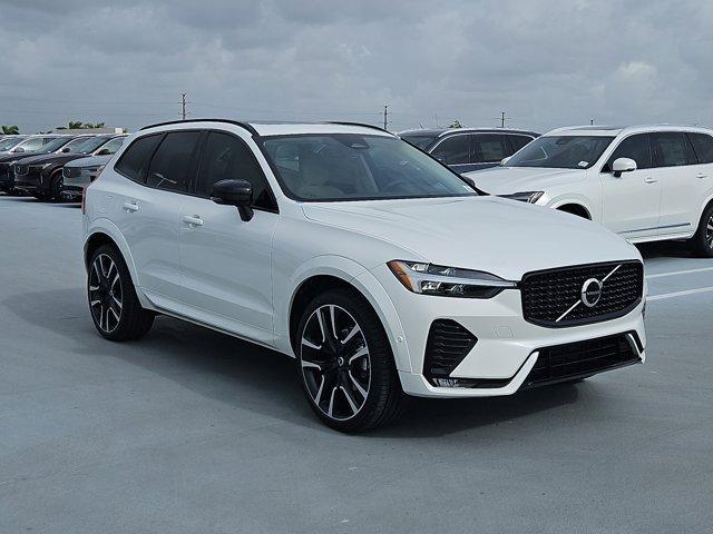 new 2025 Volvo XC60 car, priced at $58,641