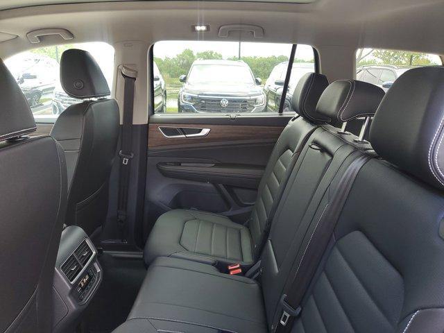 new 2025 Volkswagen Atlas car, priced at $47,861