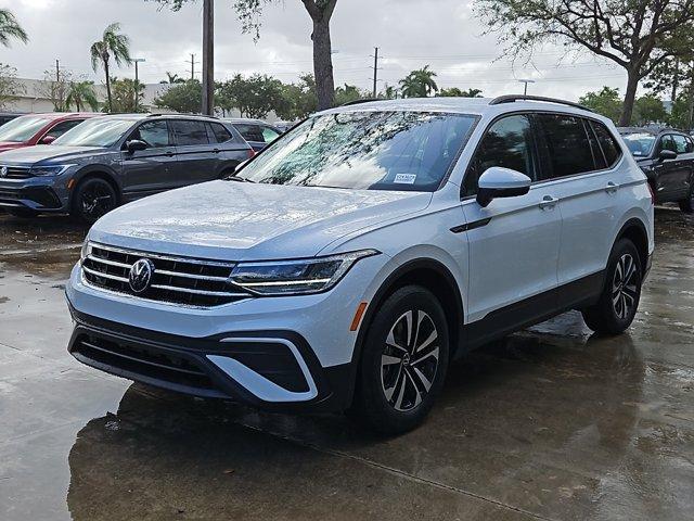 new 2024 Volkswagen Tiguan car, priced at $27,980