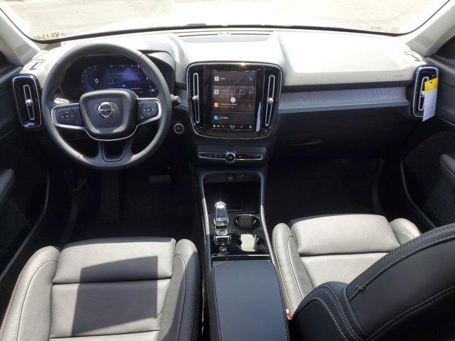 new 2025 Volvo XC40 car, priced at $48,910