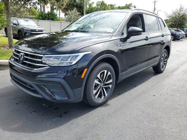 new 2024 Volkswagen Tiguan car, priced at $27,980