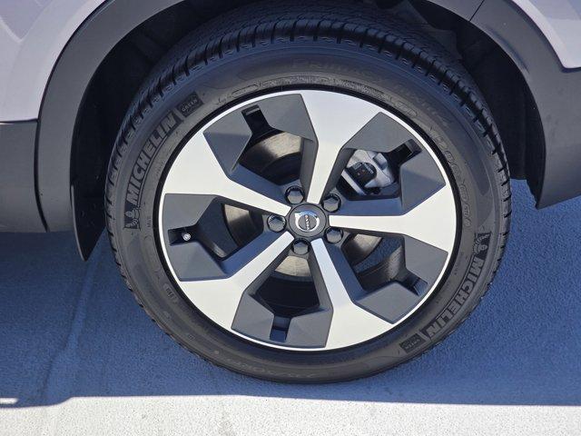 new 2026 Volvo XC40 car, priced at $45,850