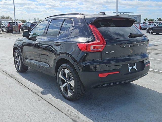 new 2025 Volvo XC40 car, priced at $47,145