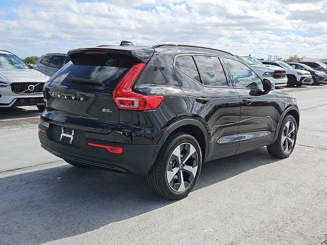 new 2025 Volvo XC40 car, priced at $47,145