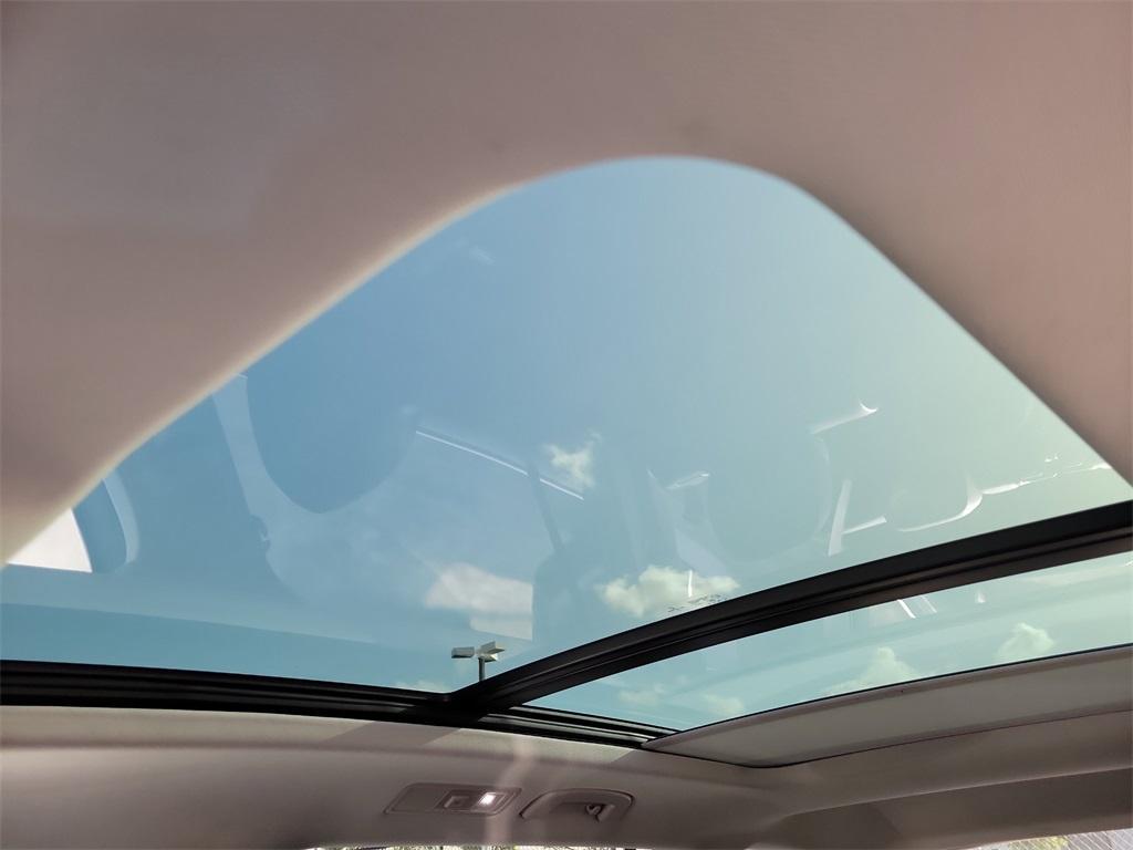 used 2022 Volkswagen Tiguan car, priced at $19,377