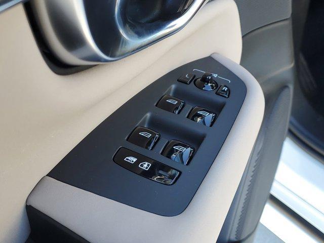 new 2025 Volvo XC90 Plug-In Hybrid car, priced at $76,116