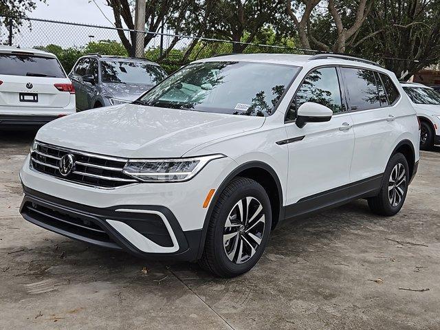 new 2024 Volkswagen Tiguan car, priced at $27,980