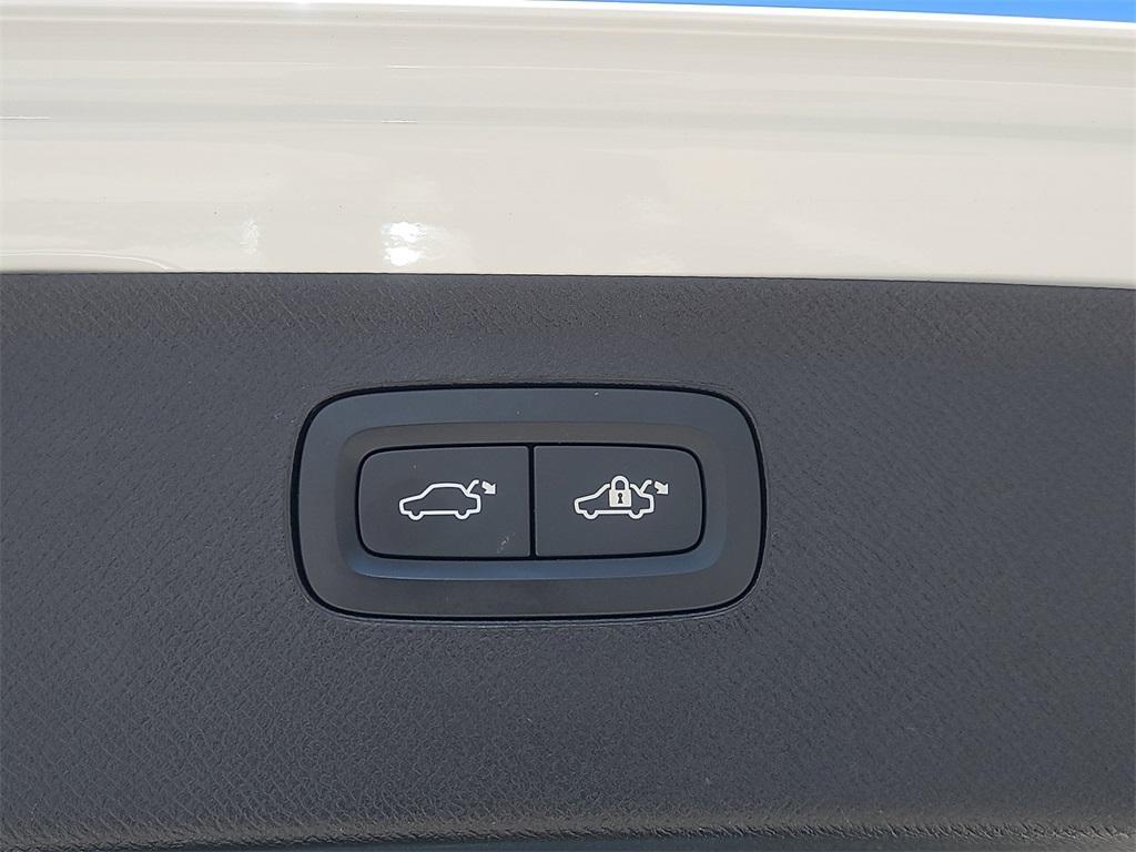 used 2023 Volvo XC90 car, priced at $47,888