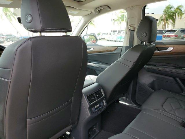 new 2025 Volkswagen Atlas car, priced at $42,703
