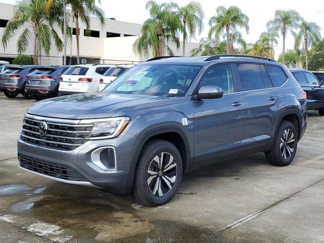 new 2024 Volkswagen Atlas car, priced at $35,451