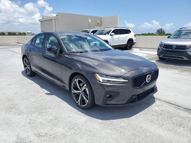 new 2024 Volvo S60 car, priced at $47,395