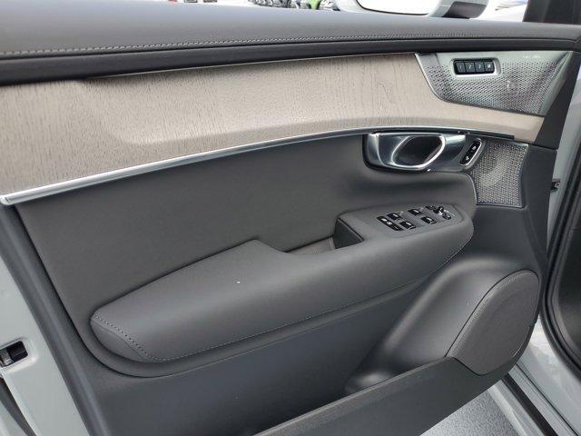 new 2025 Volvo XC90 car, priced at $78,396