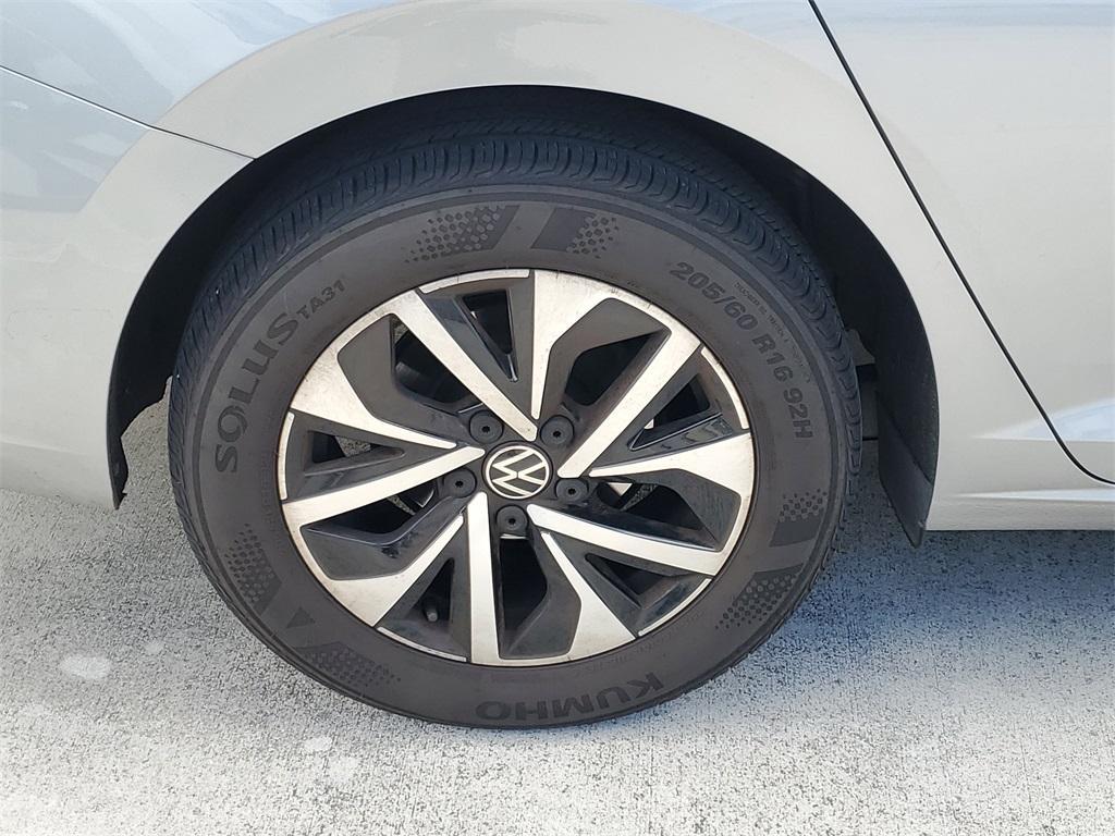 used 2022 Volkswagen Jetta car, priced at $16,677
