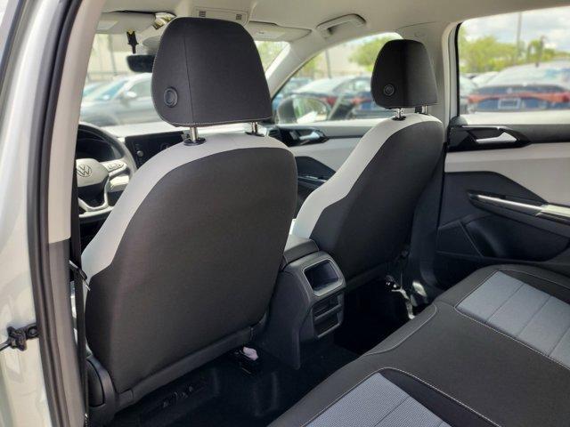 new 2026 Volkswagen Taos car