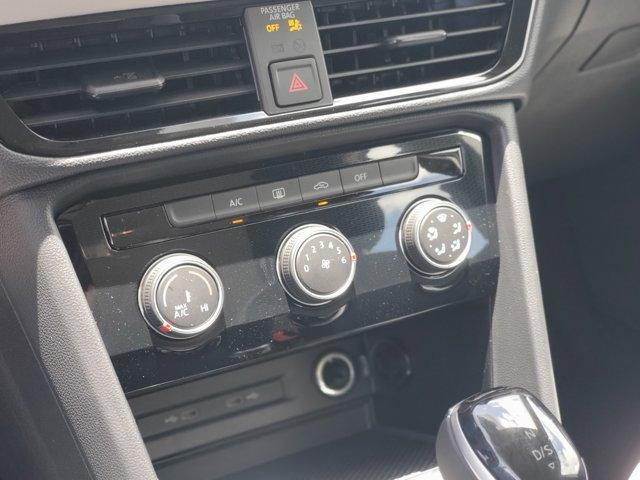 new 2026 Volkswagen Taos car