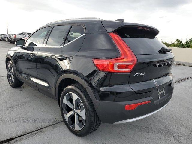 new 2025 Volvo XC40 car, priced at $48,315