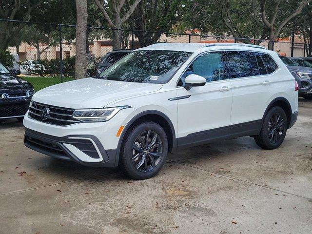 new 2024 Volkswagen Tiguan car, priced at $30,606