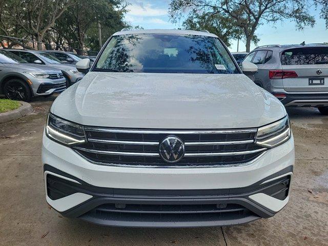 new 2024 Volkswagen Tiguan car, priced at $30,606