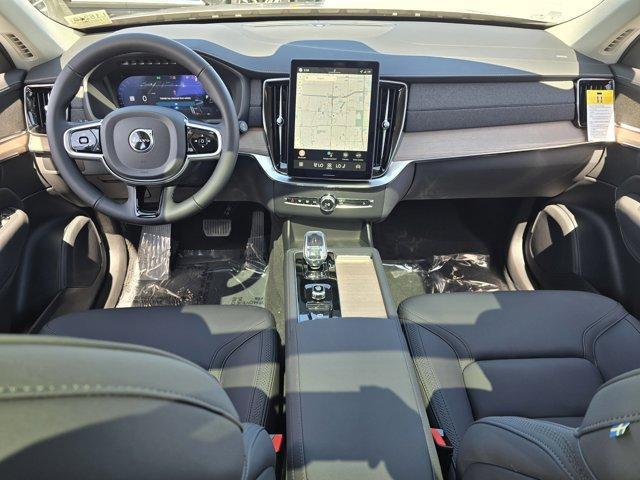 new 2026 Volvo XC90 car, priced at $62,345