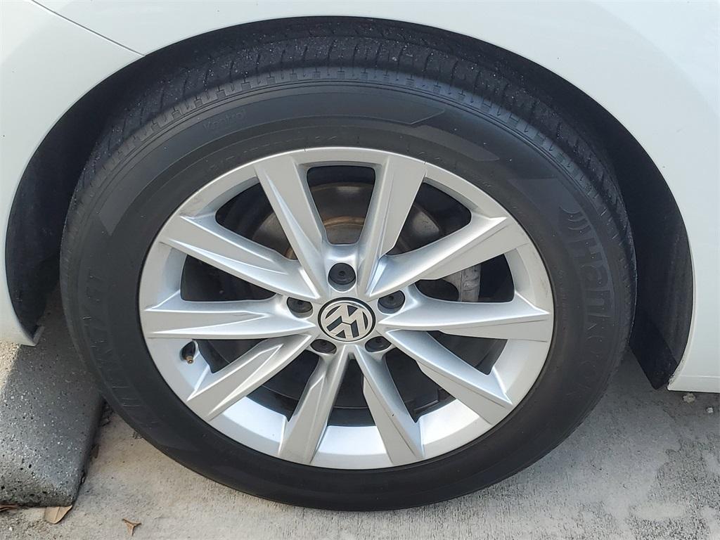 used 2018 Volkswagen Beetle car, priced at $19,598
