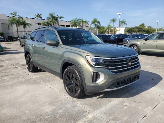 new 2026 Volkswagen Atlas car, priced at $44,375