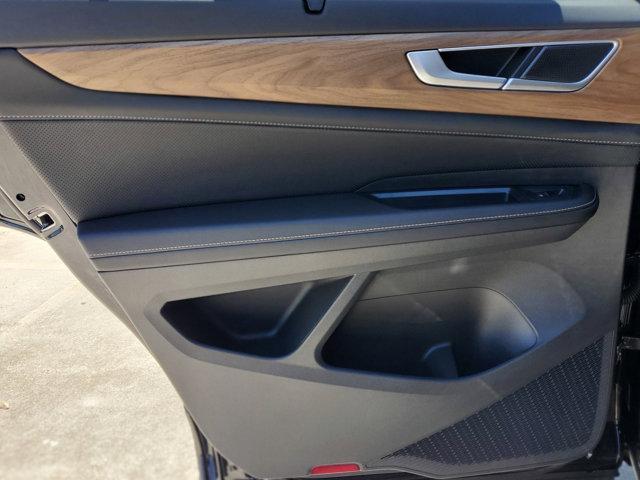 new 2026 Volkswagen Atlas car, priced at $44,375