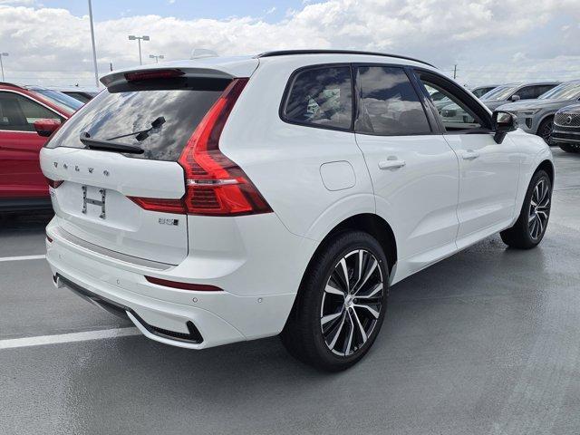 new 2025 Volvo XC60 car, priced at $55,360