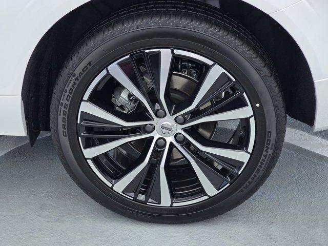 new 2025 Volvo XC60 car, priced at $55,360