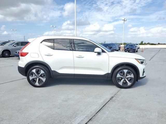 new 2025 Volvo XC40 car, priced at $48,315