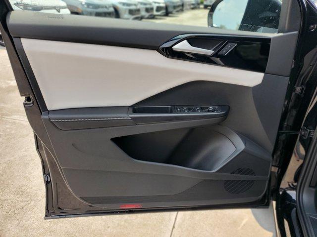 new 2026 Volkswagen Taos car, priced at $27,372