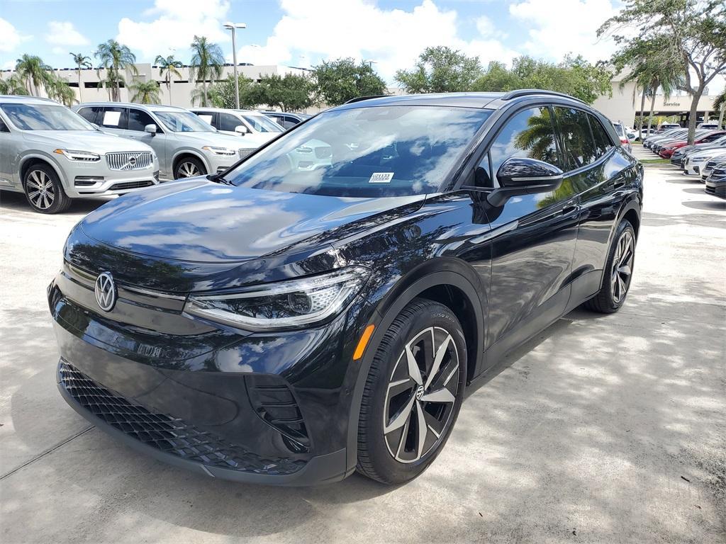 used 2023 Volkswagen ID.4 car, priced at $30,877