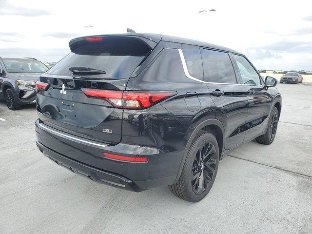 new 2024 Mitsubishi Outlander car, priced at $35,400