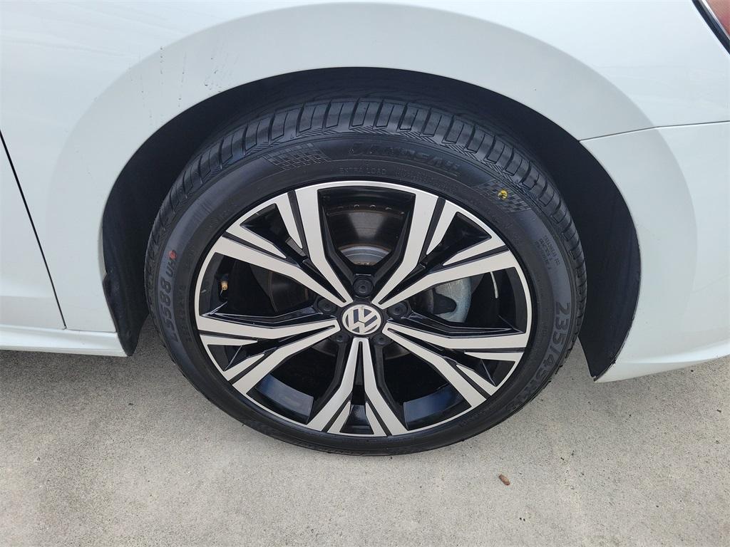 used 2021 Volkswagen Passat car, priced at $15,977