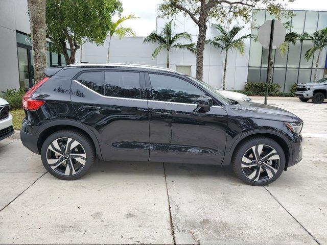 new 2025 Volvo XC40 car, priced at $50,595