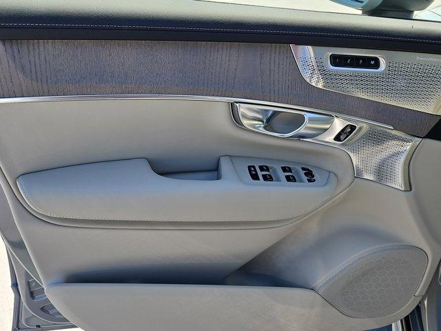 new 2025 Volvo XC90 car, priced at $76,668