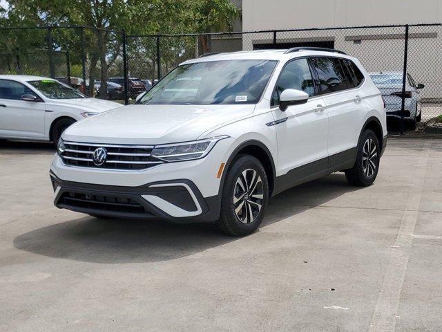 new 2024 Volkswagen Tiguan car, priced at $28,153