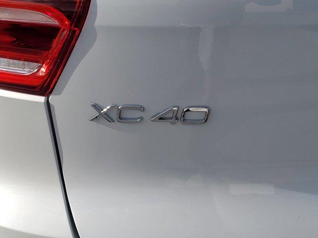 new 2025 Volvo XC40 car, priced at $47,695