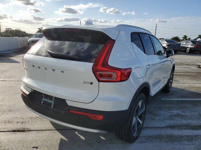 new 2025 Volvo XC40 car, priced at $47,695