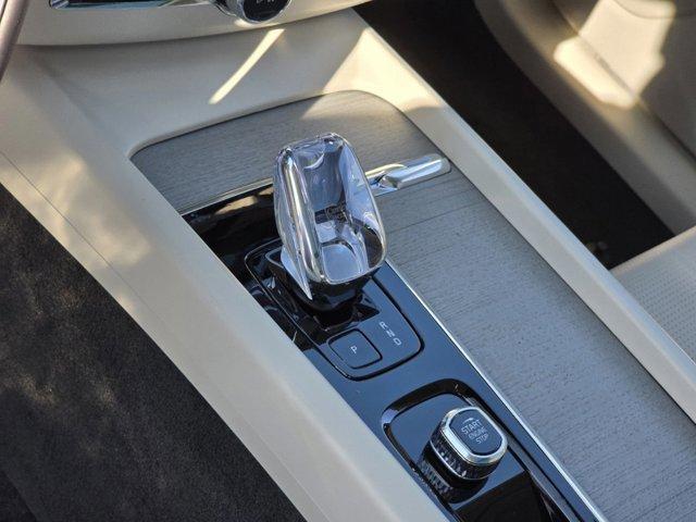new 2025 Volvo XC60 car, priced at $57,868