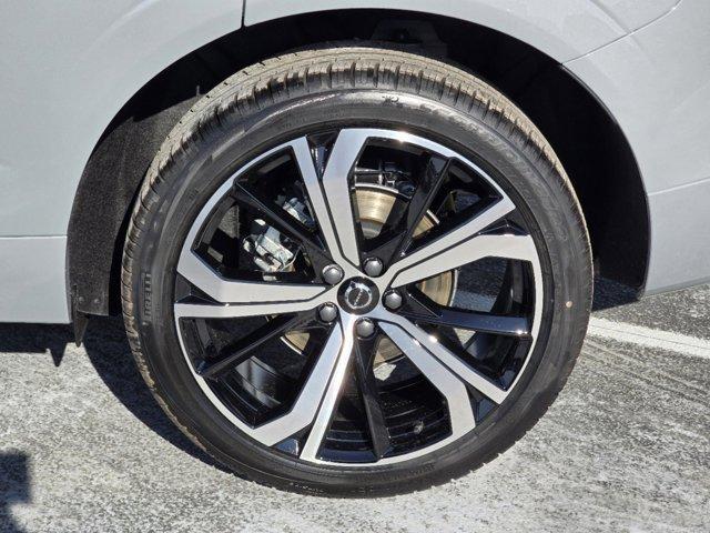 new 2025 Volvo XC60 car, priced at $57,868