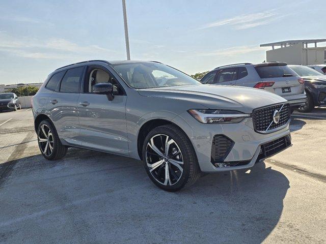 new 2025 Volvo XC60 car, priced at $57,868