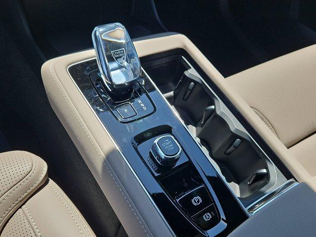 new 2025 Volvo XC90 car, priced at $73,284