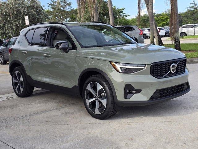 new 2025 Volvo XC40 car, priced at $48,315