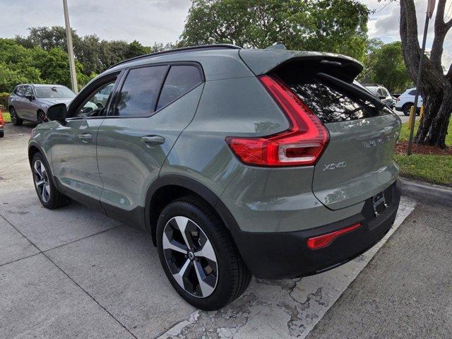 new 2025 Volvo XC40 car, priced at $48,315