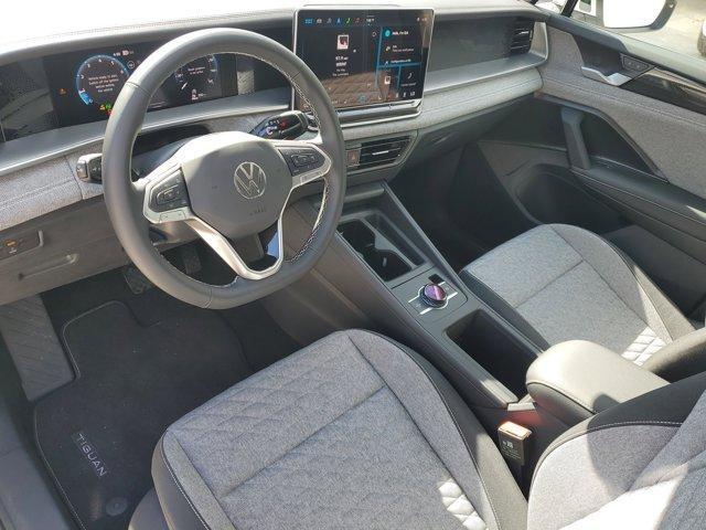 new 2025 Volkswagen Tiguan car