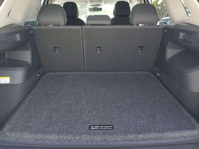 new 2025 Volkswagen Tiguan car
