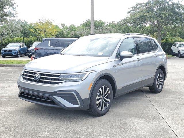 new 2024 Volkswagen Tiguan car, priced at $28,153