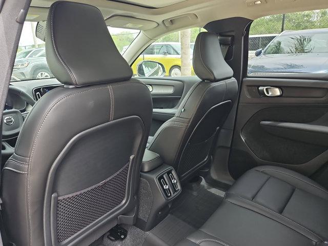 new 2025 Volvo XC40 car, priced at $47,441